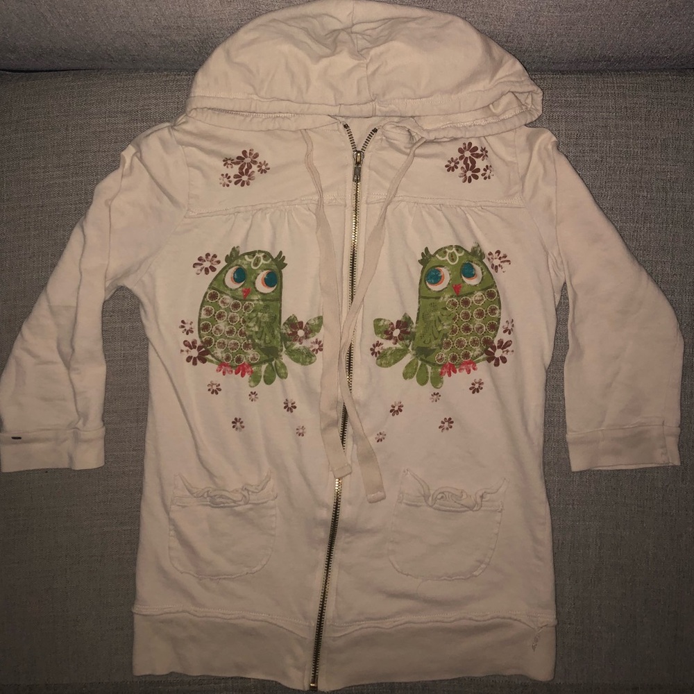 Juniors Medium 3/4 length sleeve, light weight